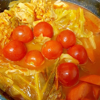 栄養たっぷり(^^)鶏モモ肉と野菜のトマト鍋♪